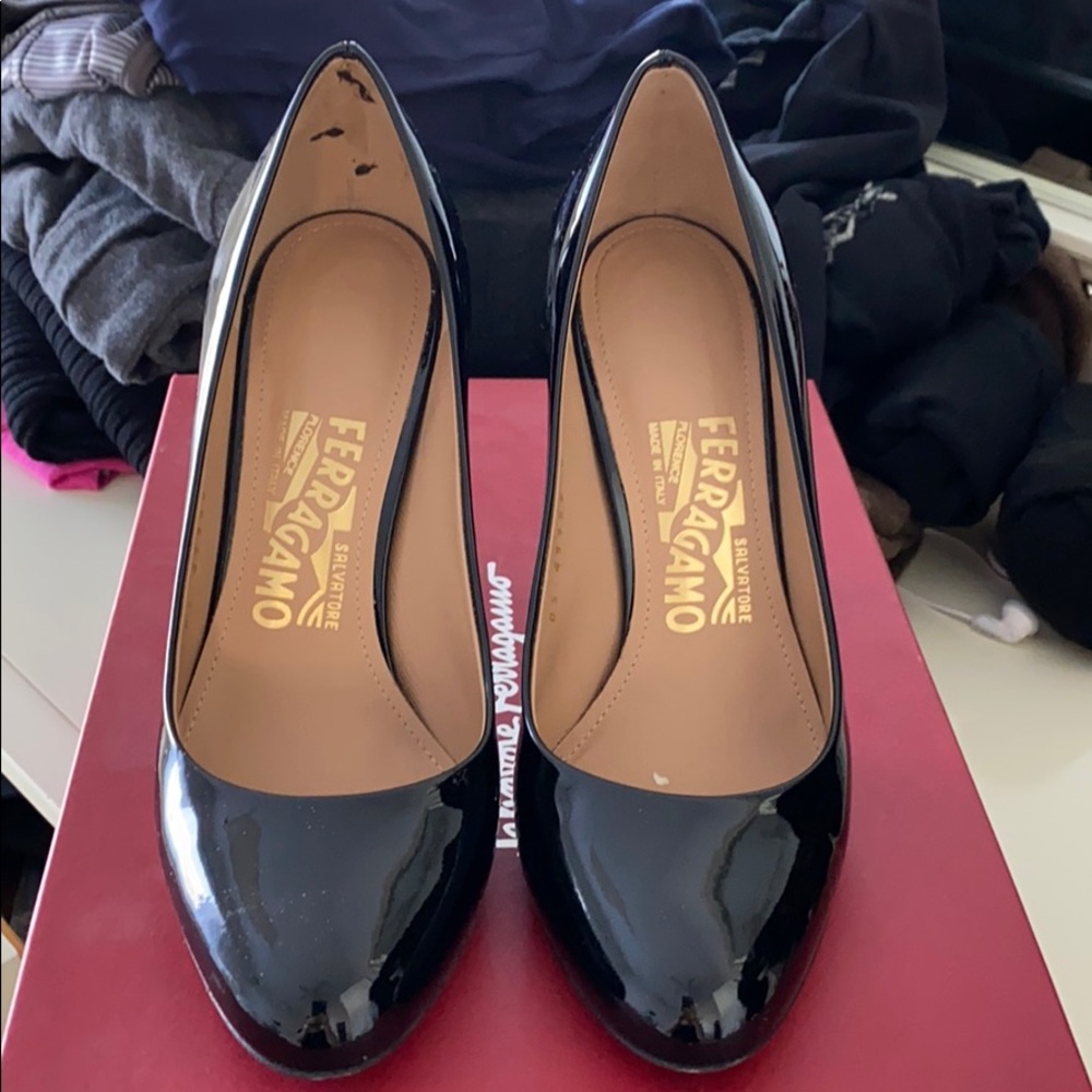Ferragamo patent black leather heels 5 1/2